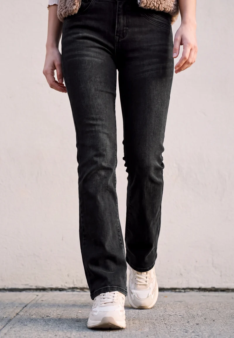 QR Studio Style Lou Bootcut,mw, authentic black washed