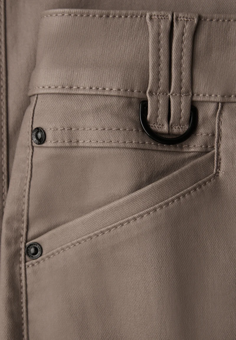 Style QR York Coating, silk brown