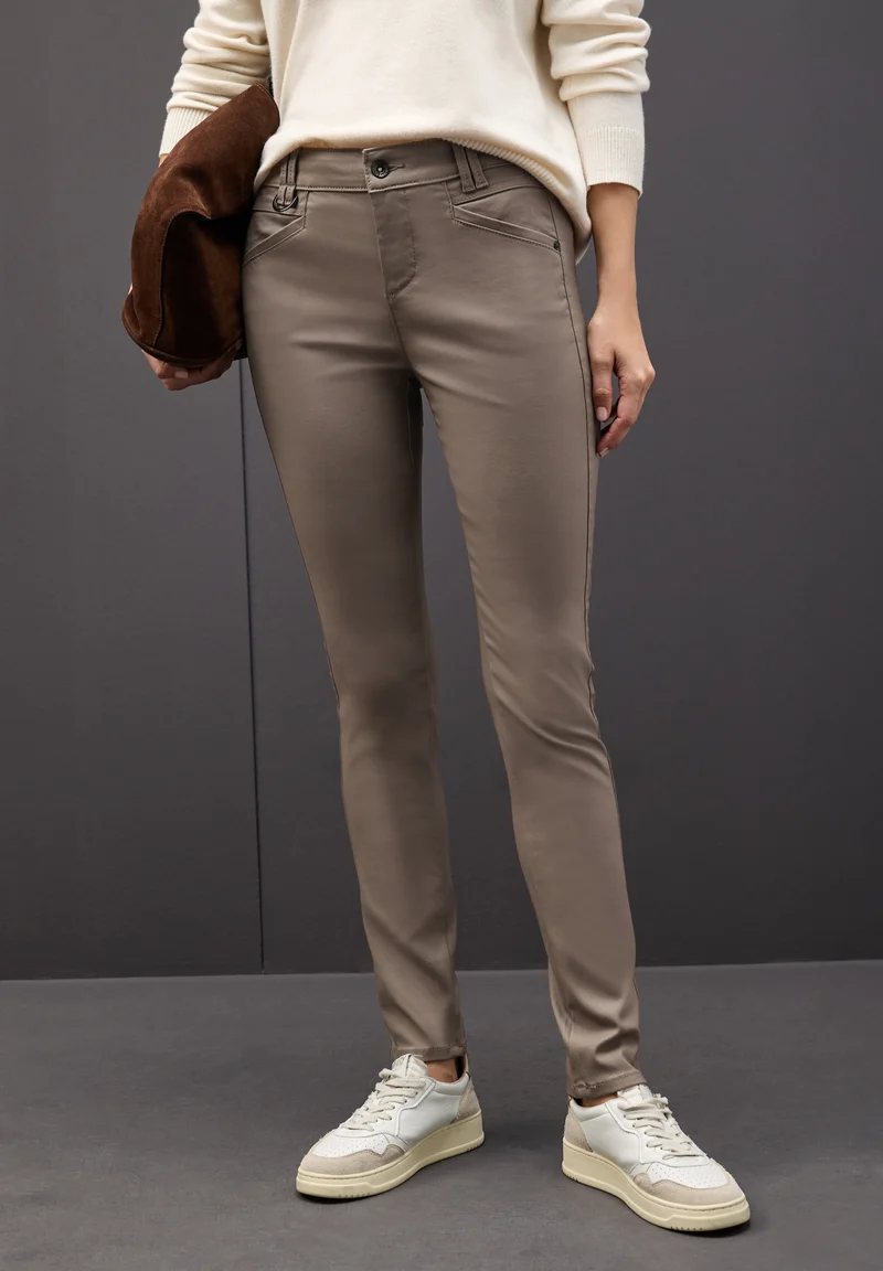 Style QR York Coating, silk brown