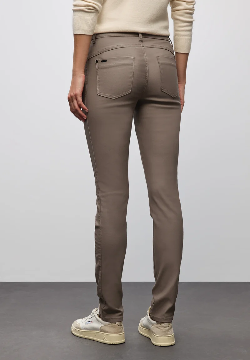 Style QR York Coating, silk brown