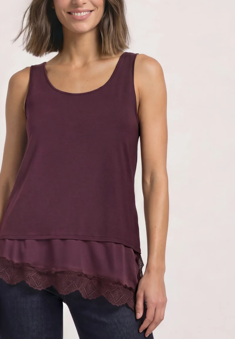 top w.diagonal woven bottom, rustic rouge