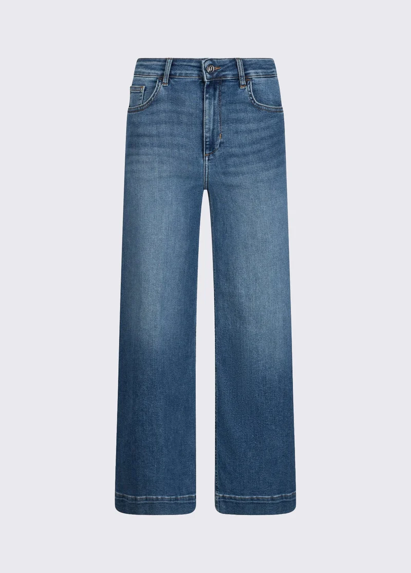 Flared jeans with rhinestones
