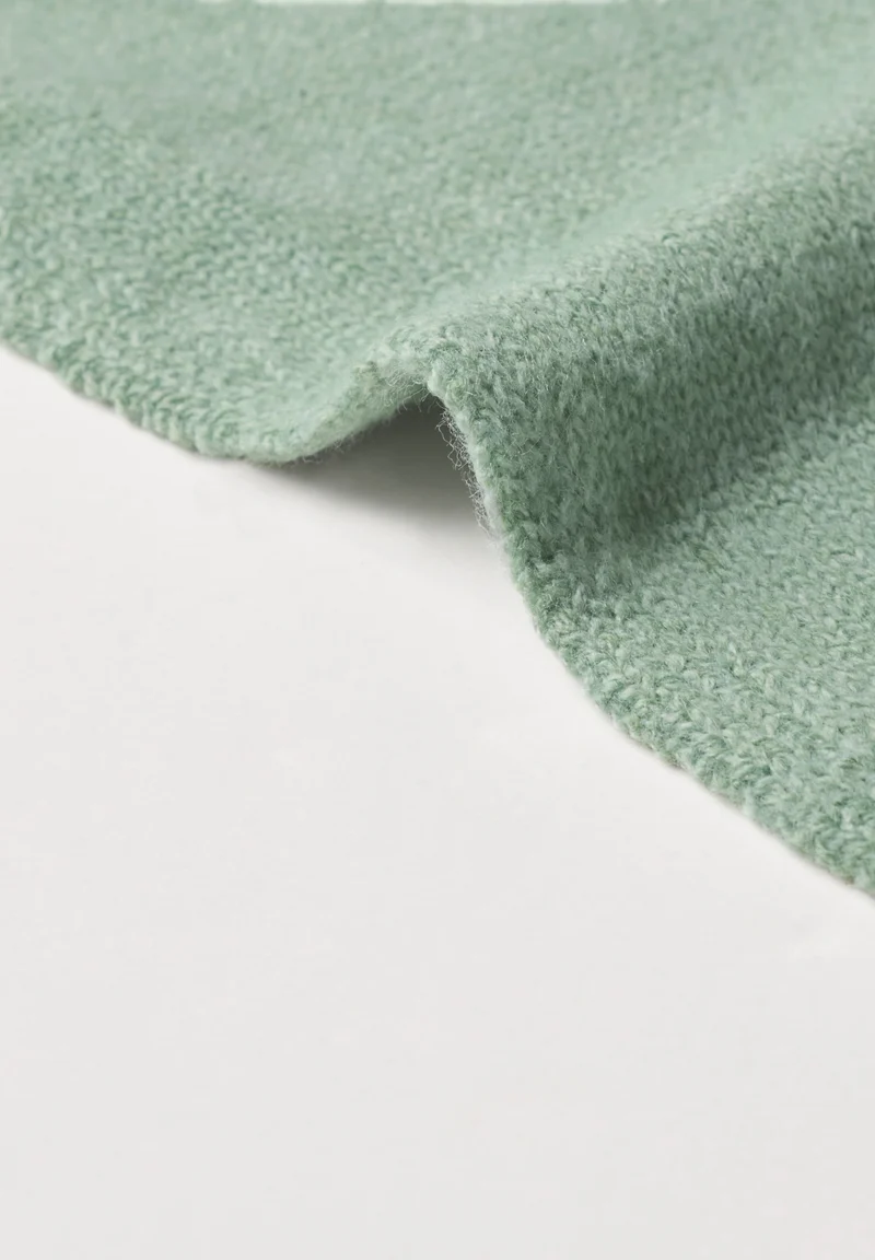 Studio_Cosy Knit Diamond Scarf, grayed mint mel.