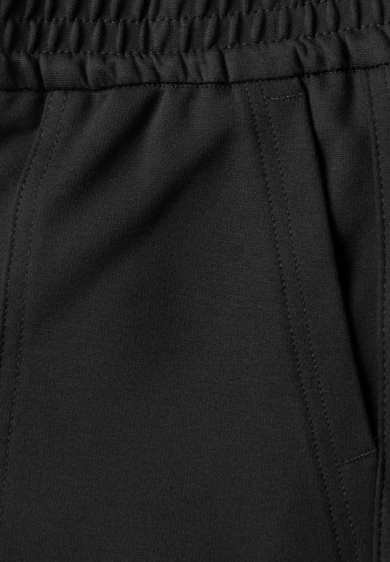 LTD QR_Studio_Style Cleo Barre, Black