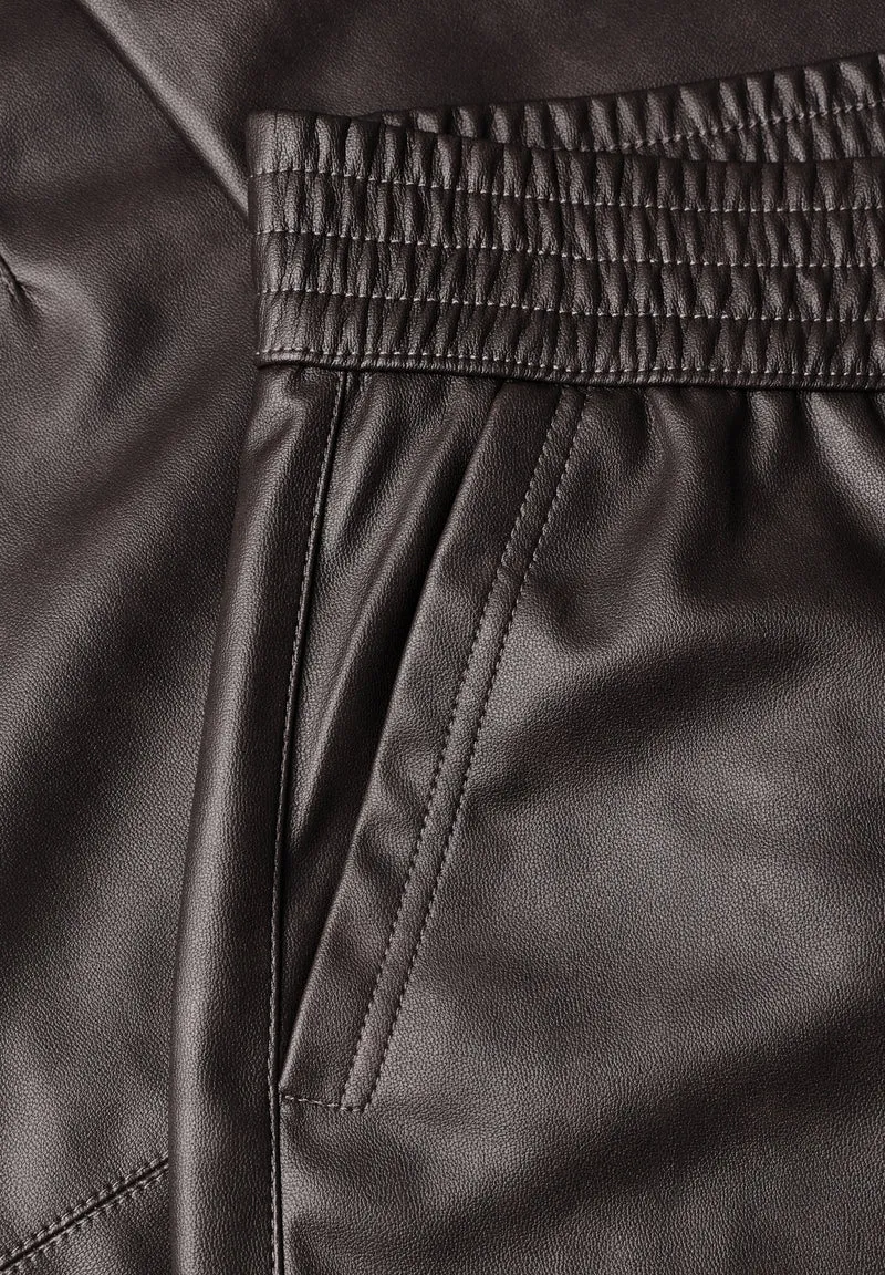 Studio_Style Cleo Barrel PU MW, charred brown