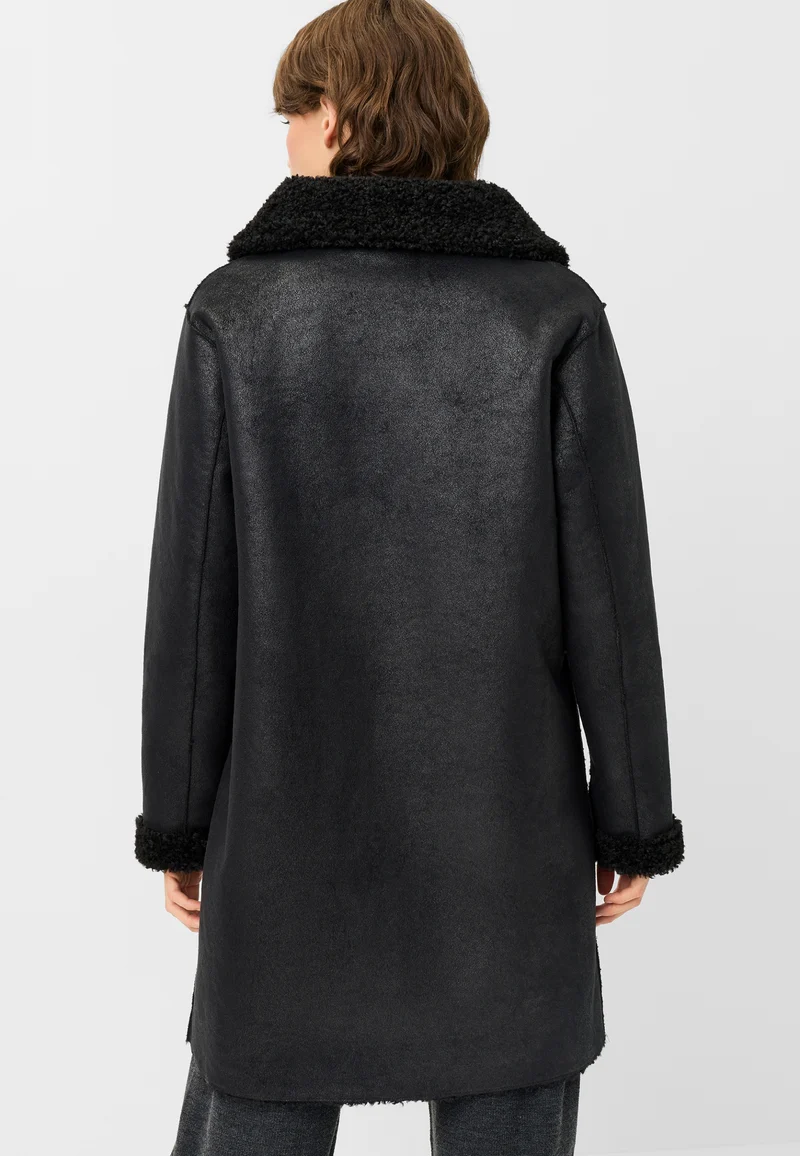 JACKE, SCHWARZ