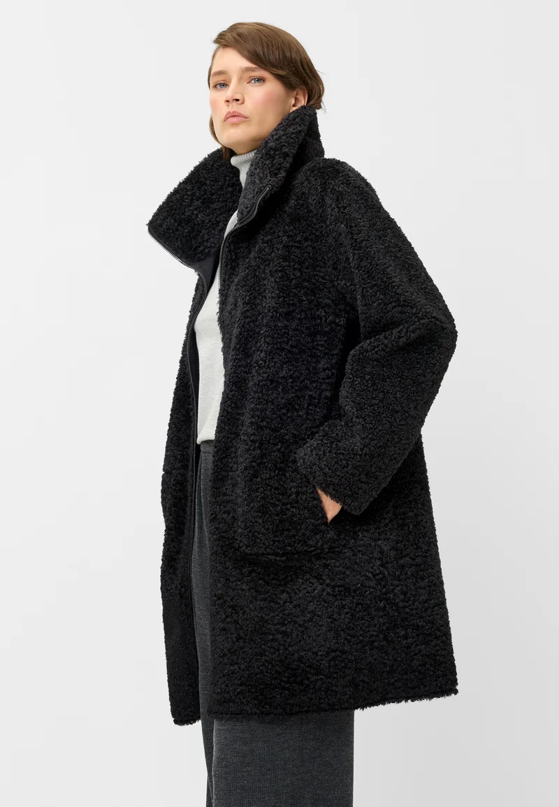JACKE, SCHWARZ