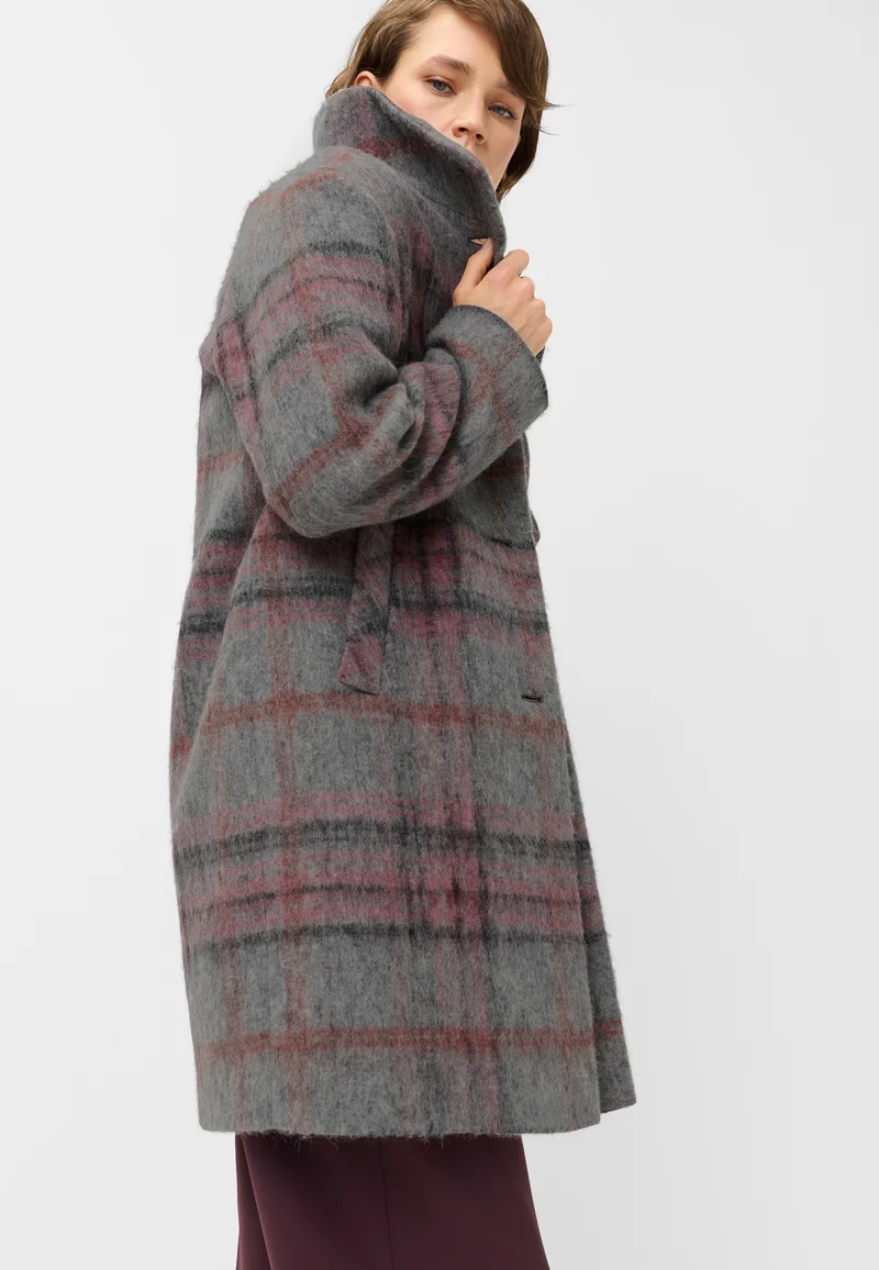 JACKE WOLLE, ROT