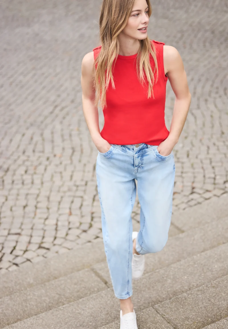 LTD QR_Studio_rib top w.deco b, chili red
