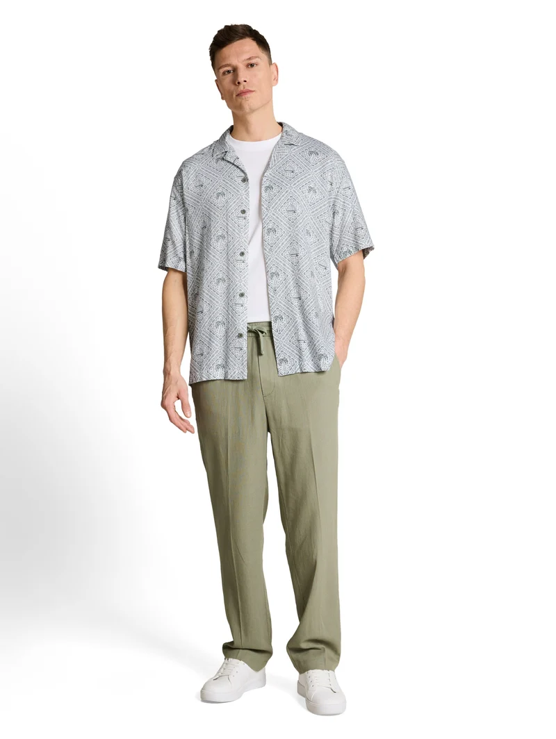 relaxed printed viscose linen, green white tropical print
