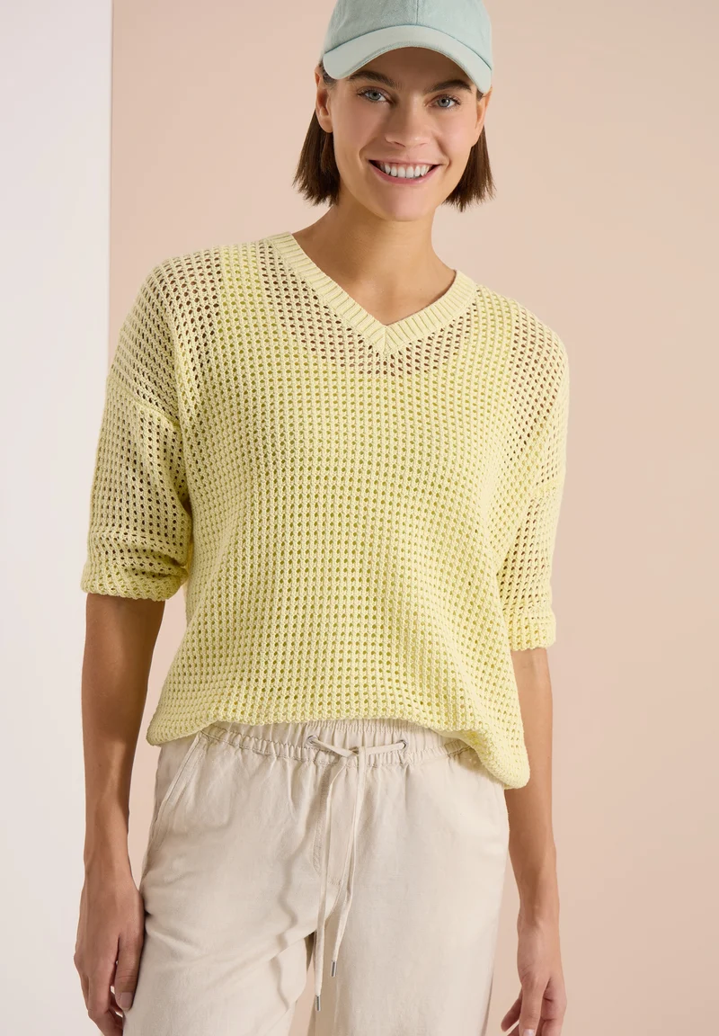 TOS_Crochet V-neck, light buttermilk yellow