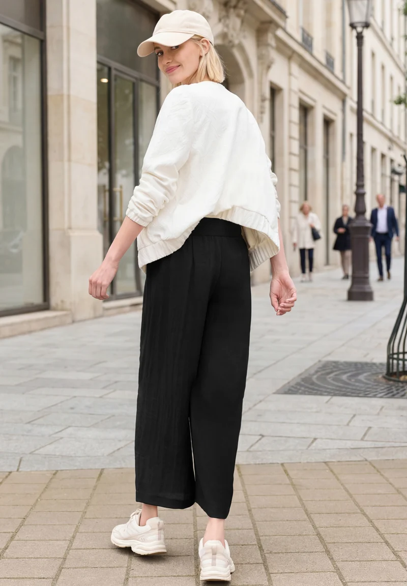 LTD QR_Studio_Wide Leg MW line, Black