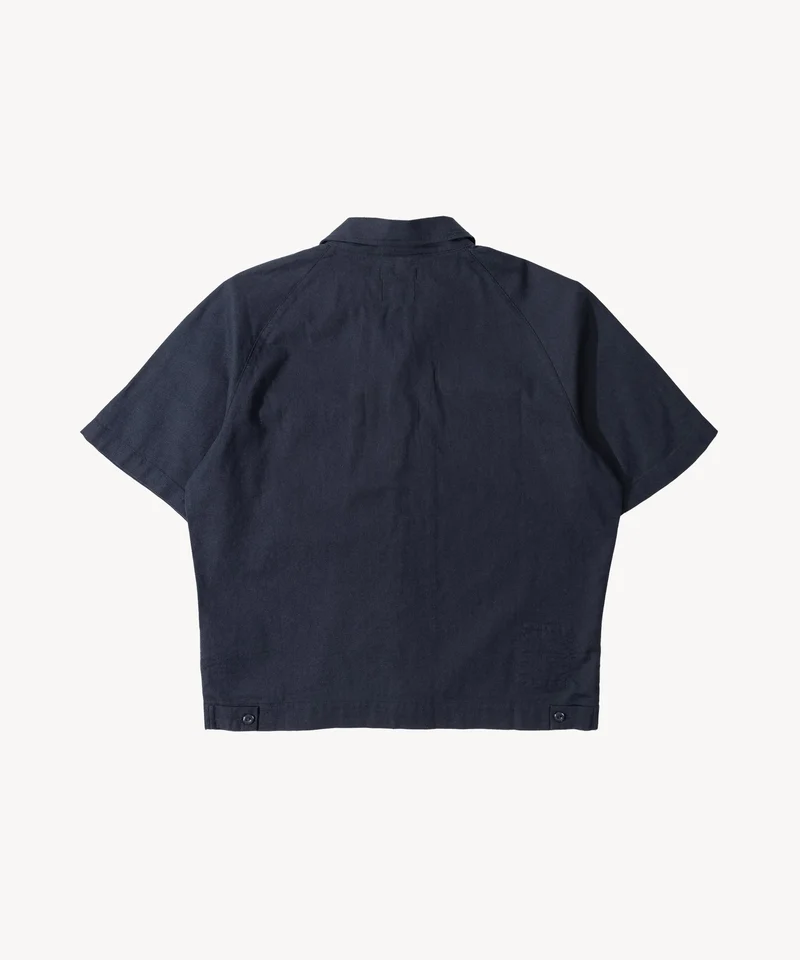 THE SUMMER SHIRT
