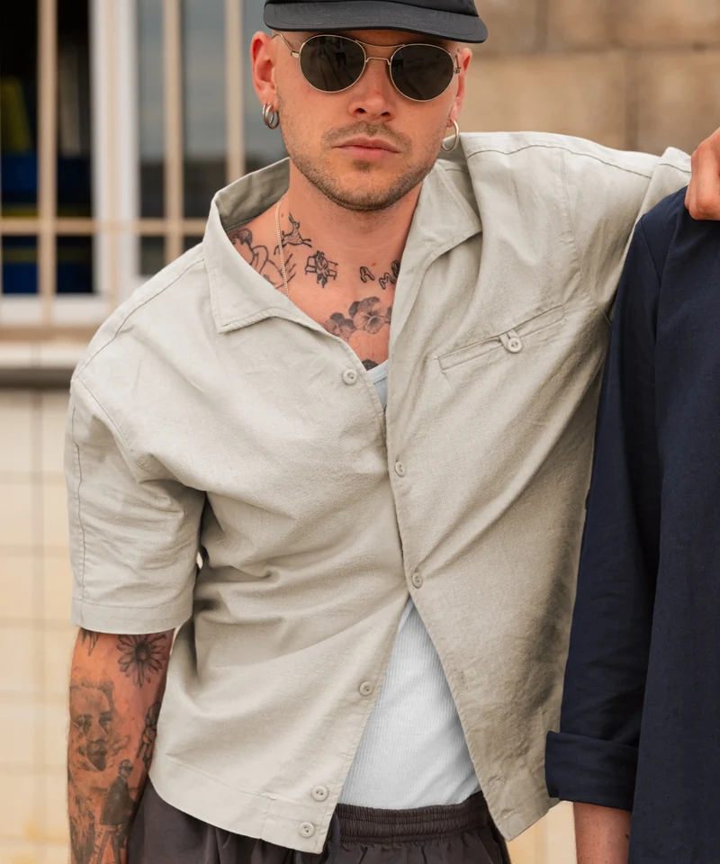 THE SUMMER SHIRT