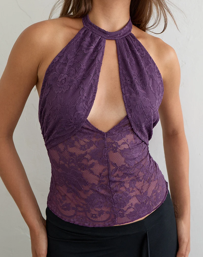 Hyewon-Top mit Neckholder und Ausschnitt aus Spitze in Lila