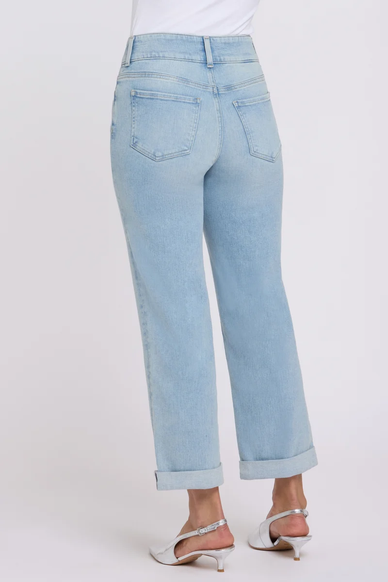 Bailey Relaxed Straight Crop Jeans in Re-New Denim mit High Rise | Keys View
