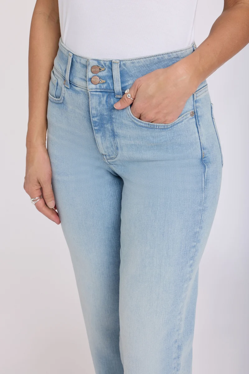 Bailey Relaxed Straight Crop Jeans in Re-New Denim mit High Rise | Keys View