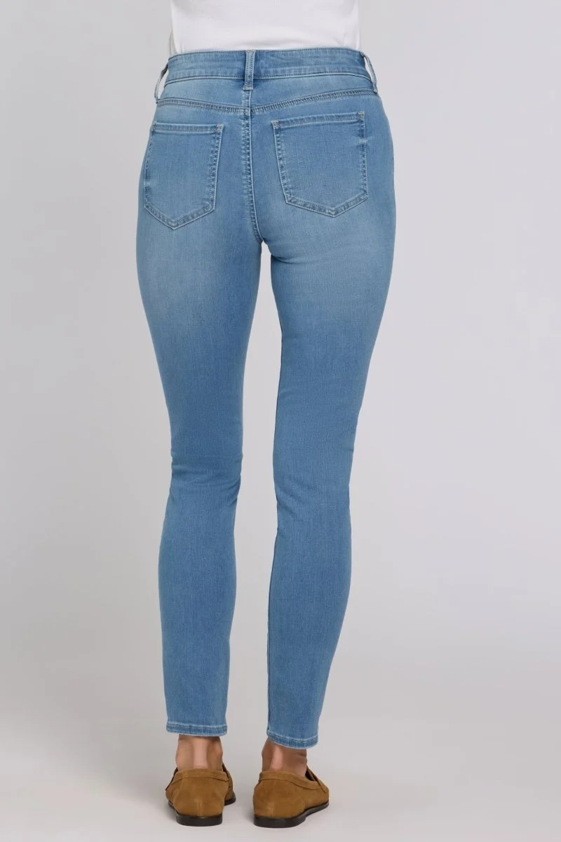 Ami Skinny Jeans in Sure Stretch® Denim | Vista Lake