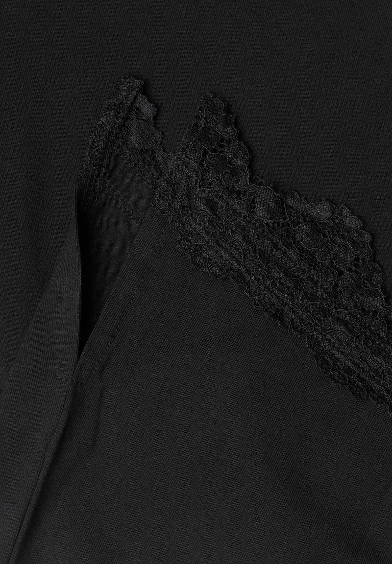 LTD QR_Studio_Shirt w.diagonal, Black