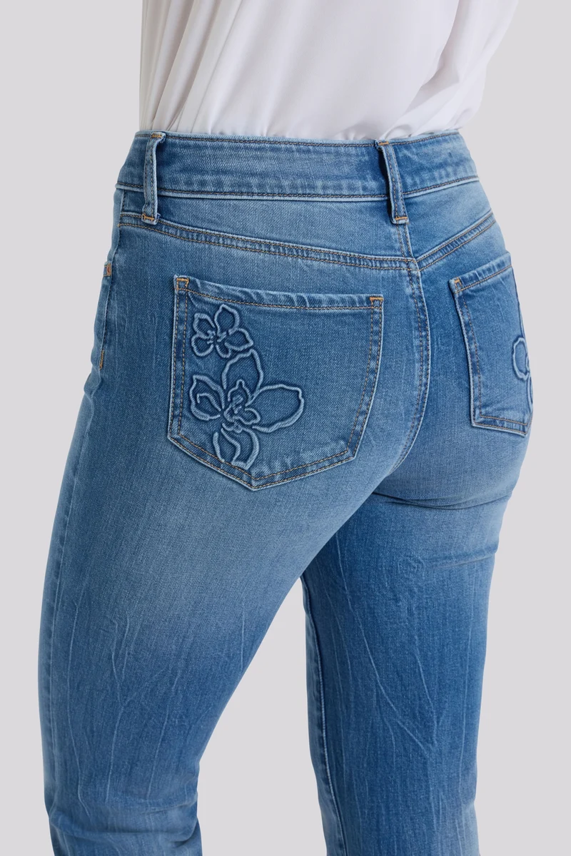 Marilyn Straight Ankle Jeans | Pacifica