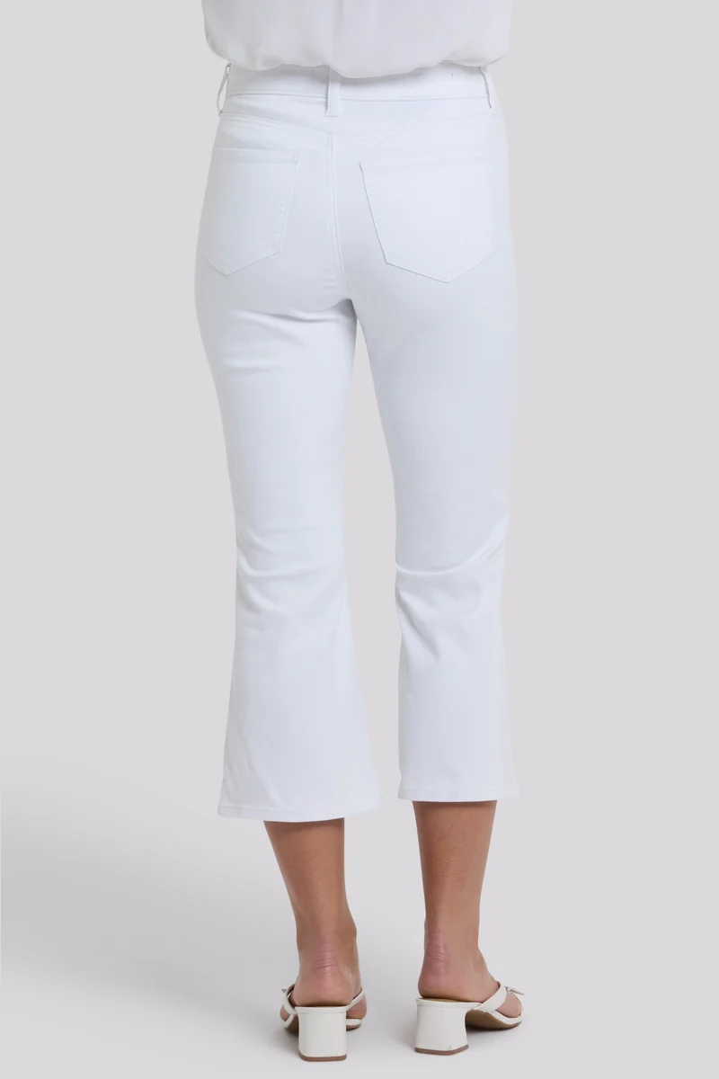 Monica Kick Flare Crop Jeans mit High Rise | Optic White