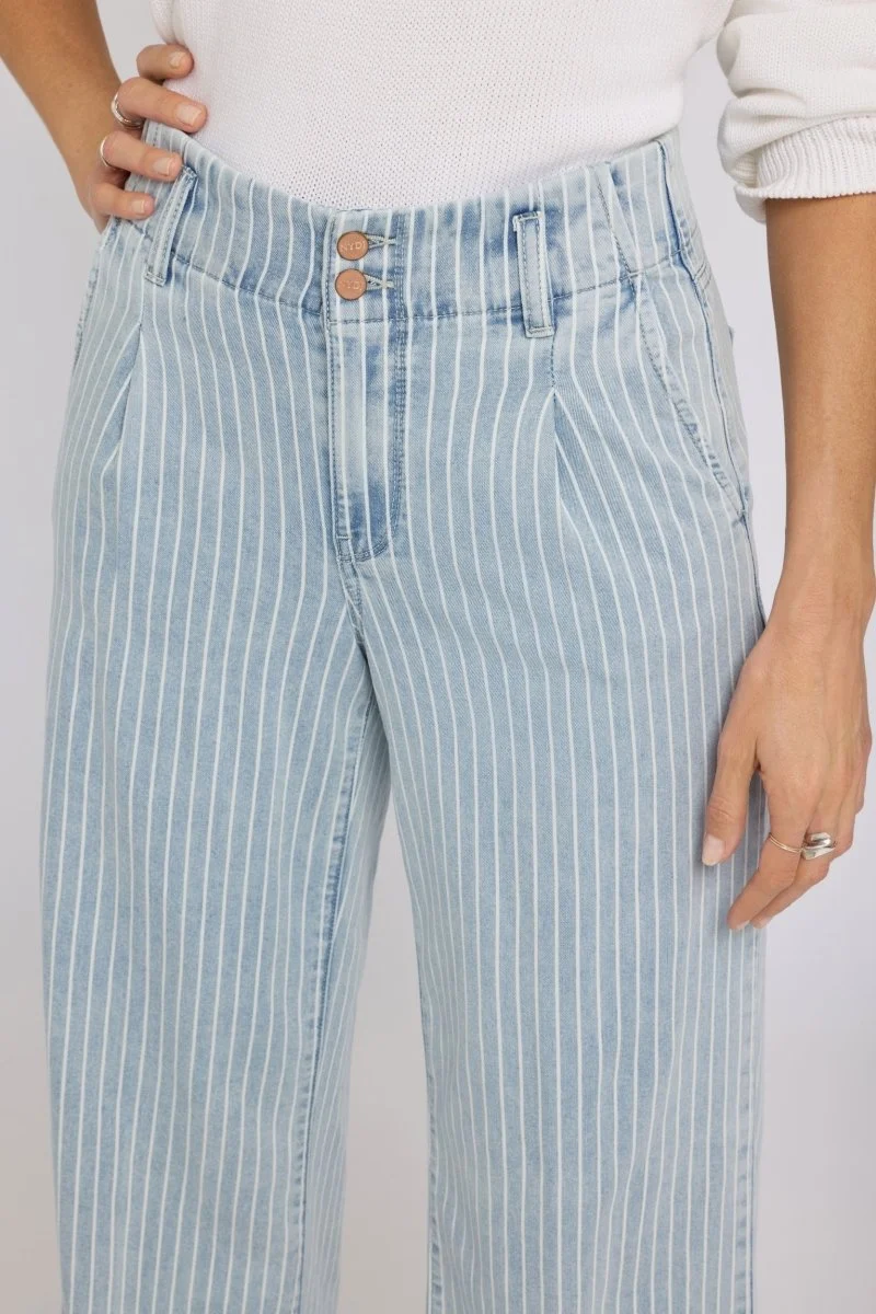 Simone Wide Leg Jeans mit High Rise | Azure Stripe
