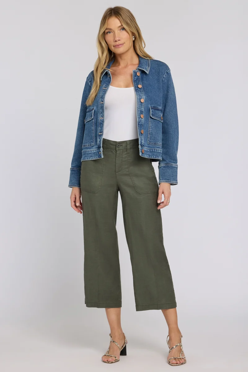 Wide Leg Cargo Capri Hosen aus Stretchleinen | Desert Green