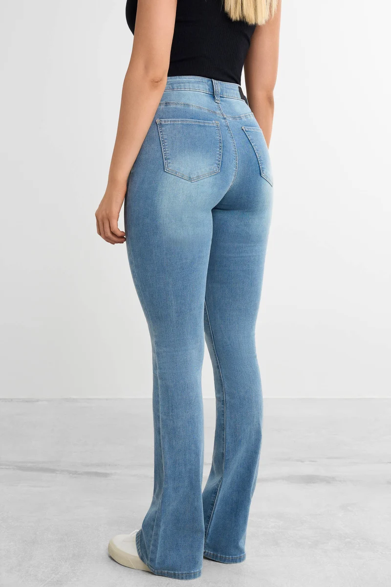 Flare Jeans