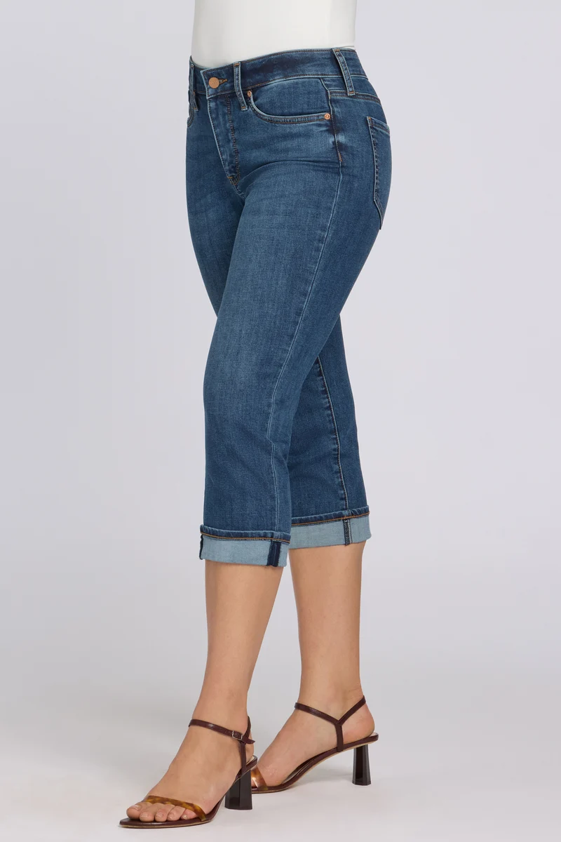 Marilyn Straight Crop Jeans in Cool Embrace® Denim | Sunset Villa