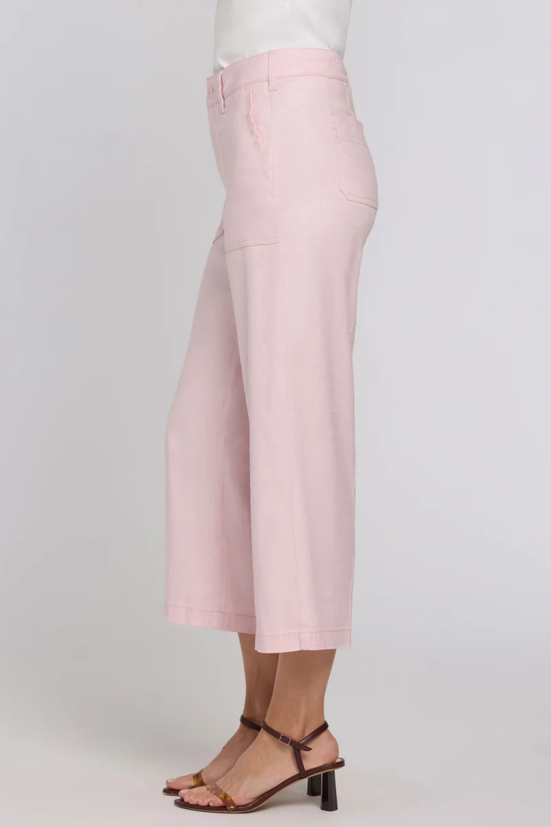 Wide Leg Cargo Capri Hosen aus Stretchleinen | Light Lilac