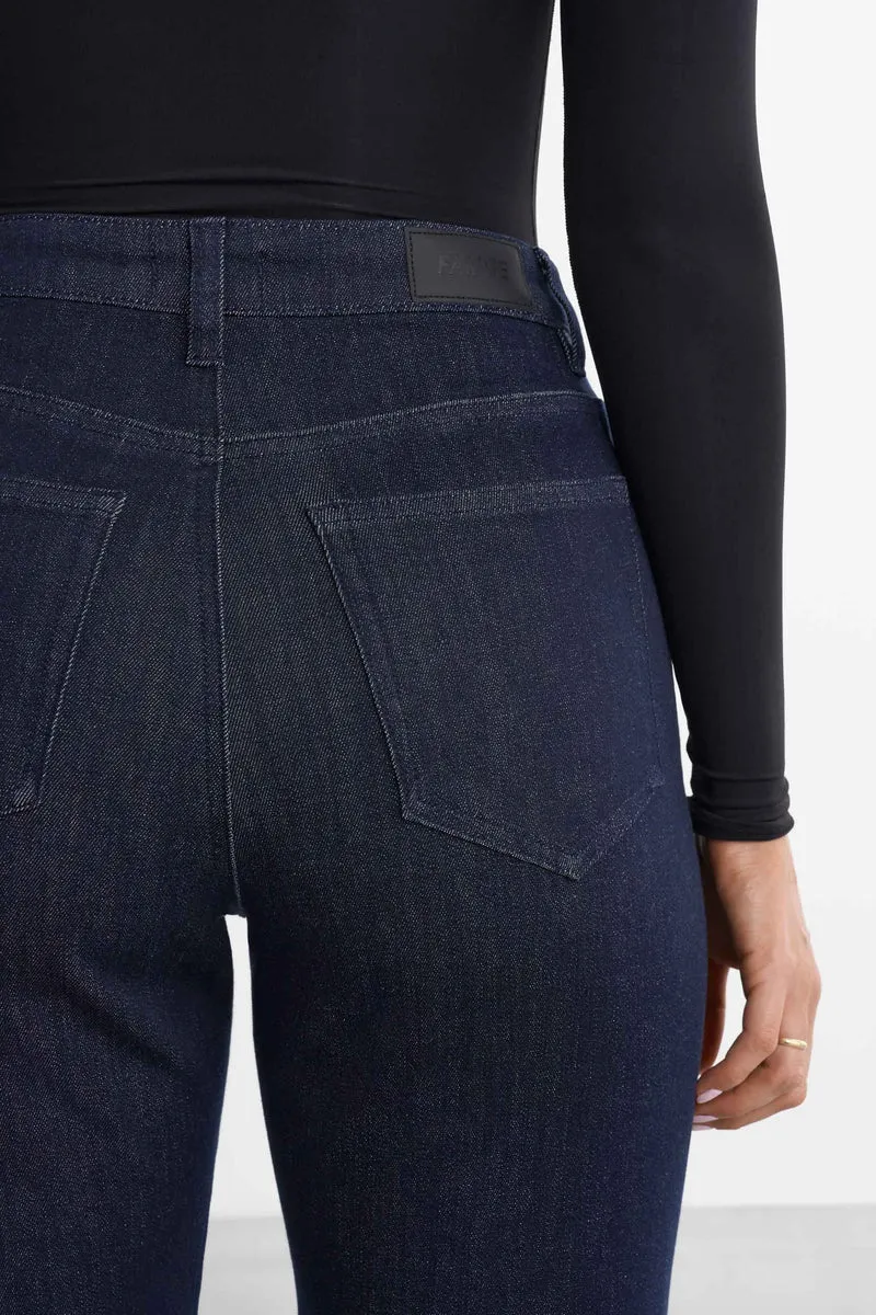 Straight Jeans