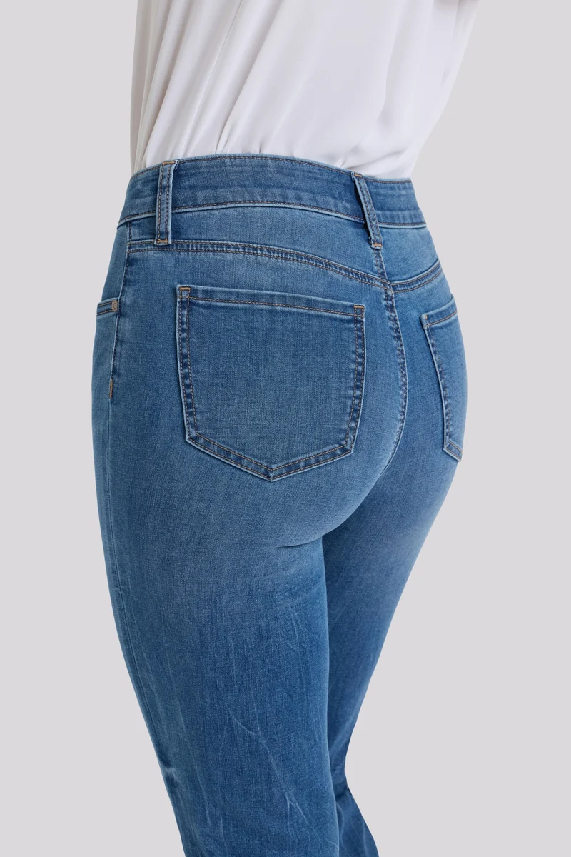 Marilyn Straight Crop Jeans in Cool Embrace® Denim | Wild River
