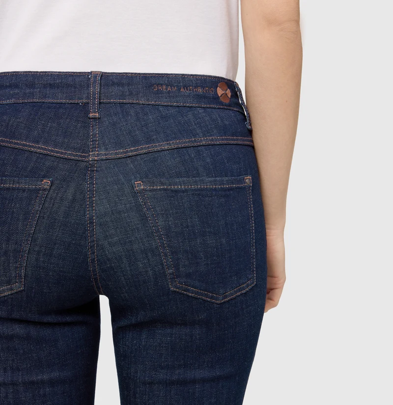 DREAM cropped auth.