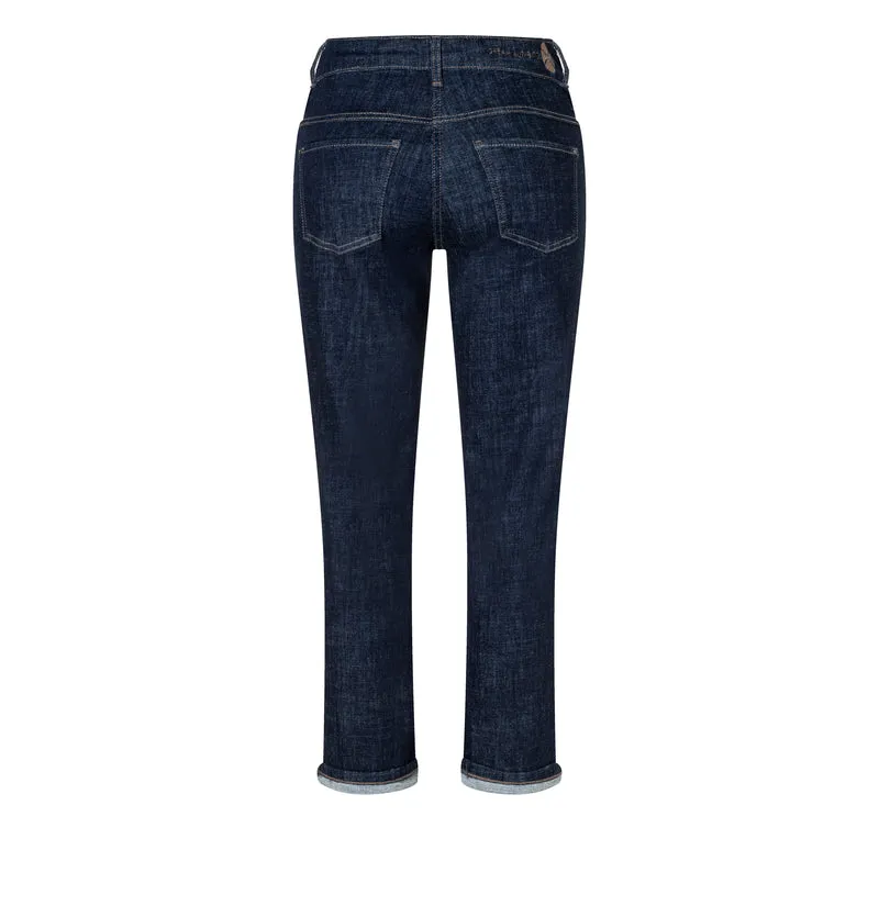 DREAM cropped auth.