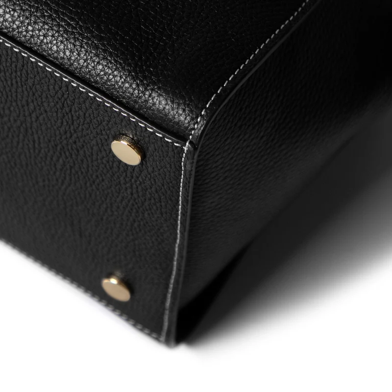 Isabel Bernard Honoré Emma Schultertasche Schwarz IB21134-001
