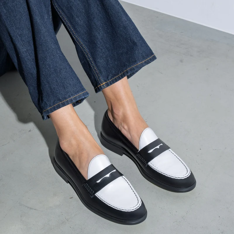 Vendôme Blandine Schwarz und Weiß Kalbsleder Loafers IB51015-10176-37
