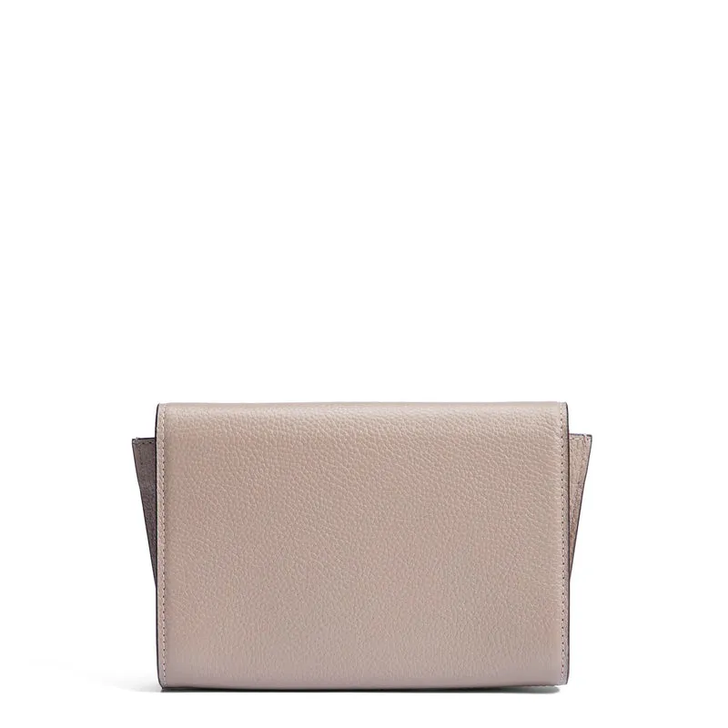 Isabel Bernard Honoré Lina Taupe Clutch Mit Abnehmbarer Schulterkette IB21135-078