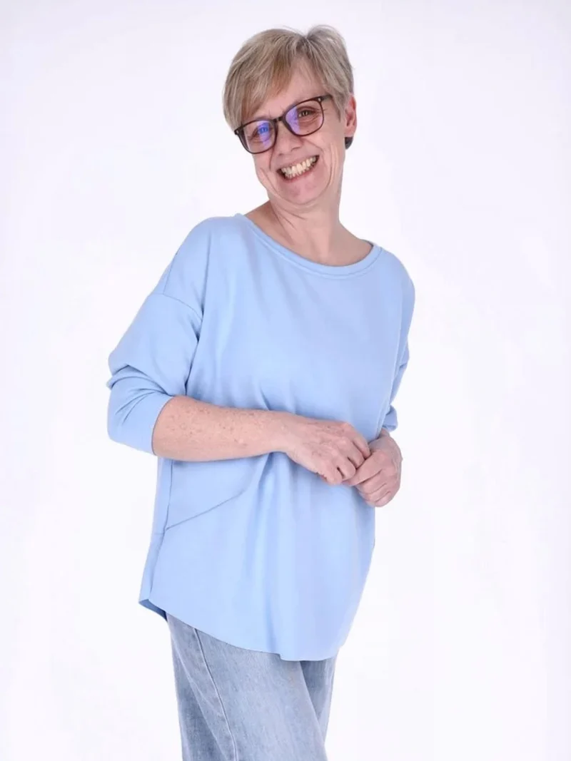 Blaues Damen Longshirt Oversized mit überschnittenen Schultern