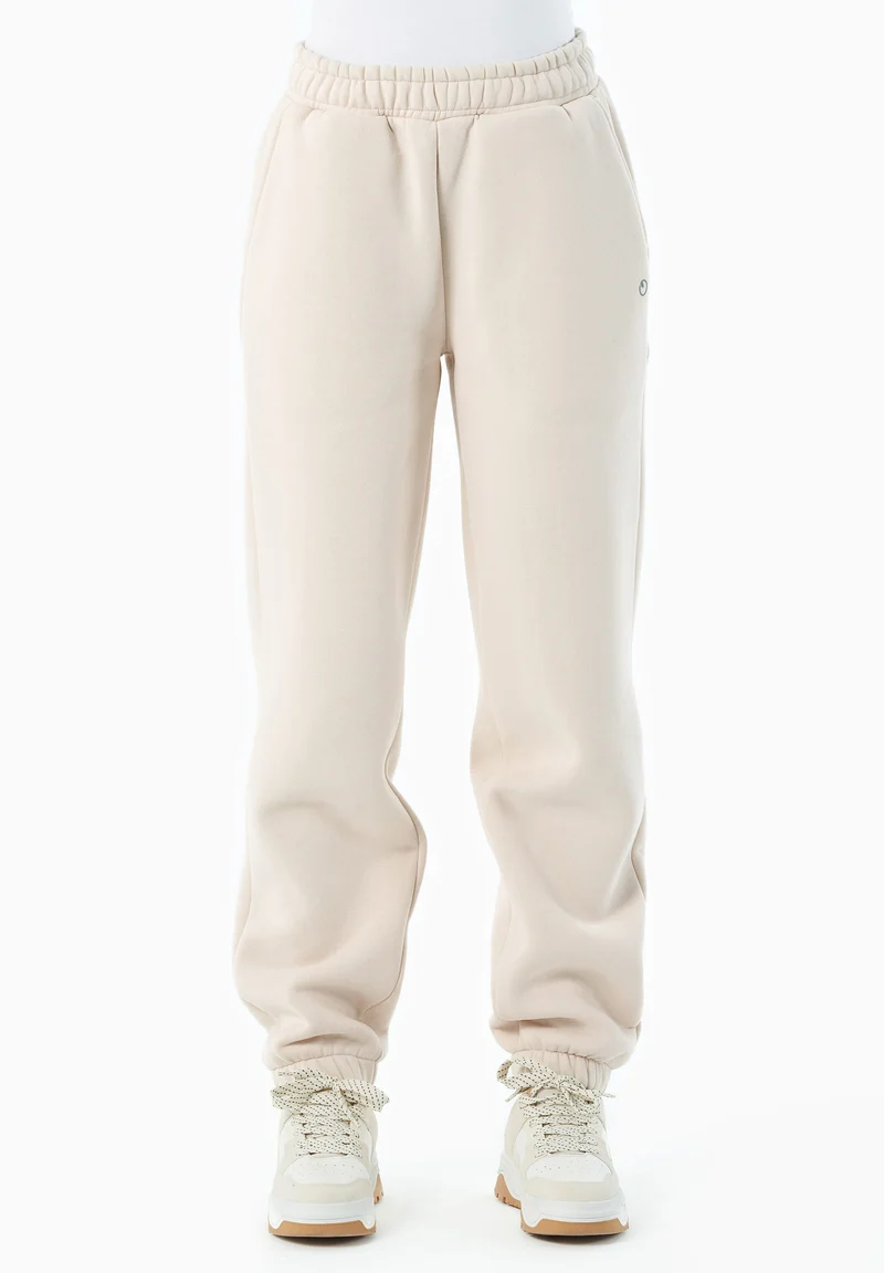 PARKERR | Essentials Travel Unisex Jogginghose aus Bio-Baumwolle & Recyceltem Polyester