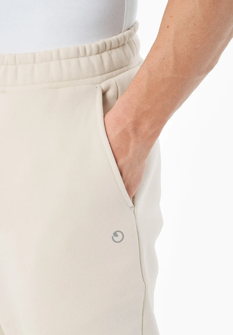 PARKERR | Essentials Travel Unisex Jogginghose aus Bio-Baumwolle & Recyceltem Polyester