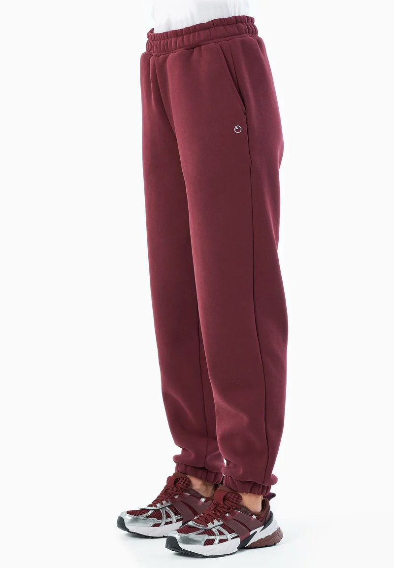 PARKERR | Essentials Travel Unisex Jogginghose aus Bio-Baumwolle & Recyceltem Polyester