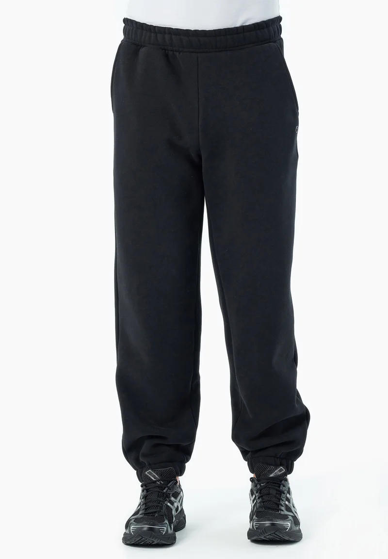 PARKERR | Essentials Travel Unisex Jogginghose aus Bio-Baumwolle & Recyceltem Polyester
