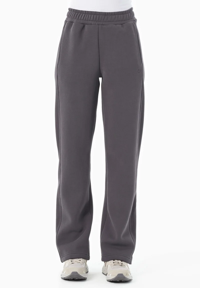 POLLY | Essentials Sweathose aus Bio-Baumwolle & Recyceltem Polyester