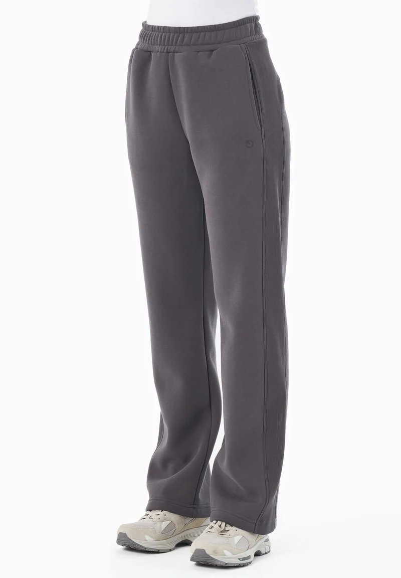 POLLY | Essentials Sweathose aus Bio-Baumwolle & Recyceltem Polyester