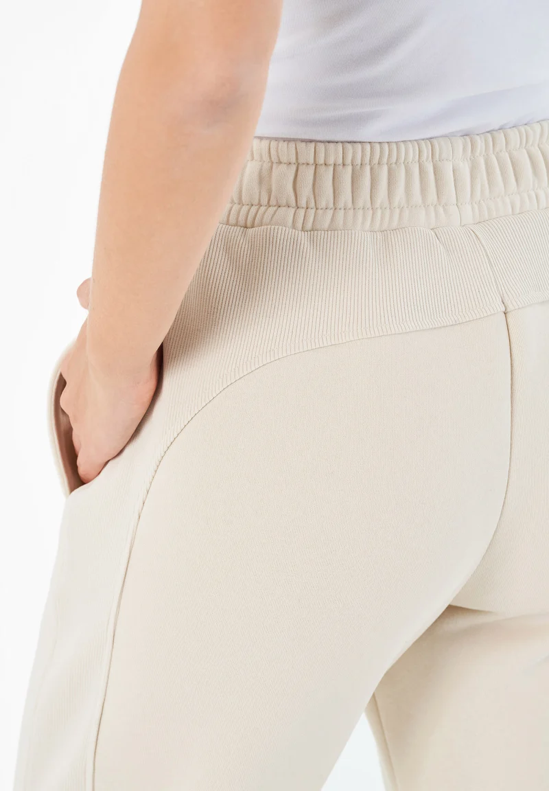 POLLY | Essentials Sweathose aus Bio-Baumwolle & Recyceltem Polyester