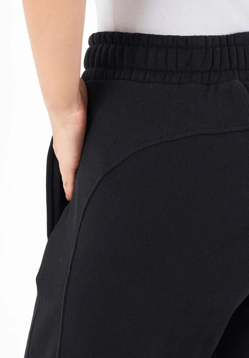 POLLY | Essentials Sweathose aus Bio-Baumwolle & Recyceltem Polyester