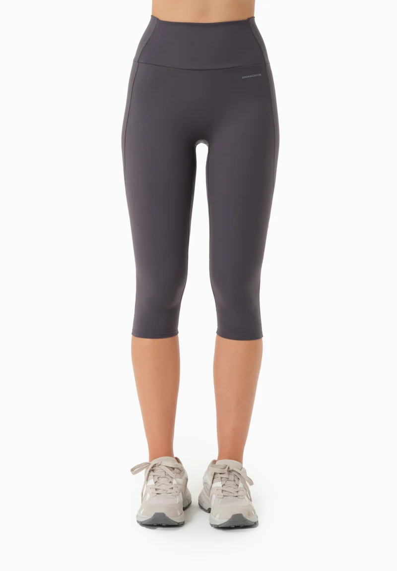LAILLA | Capri-Leggings aus recyceltem Polyamid