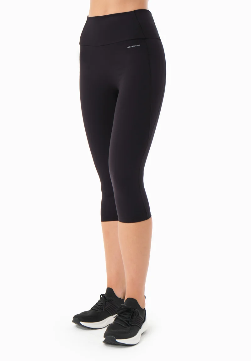 LAILLA | Capri-Leggings aus recyceltem Polyamid
