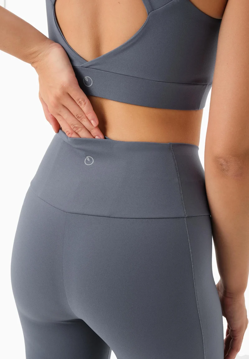 LINNDA | High Waist Leggings aus recyceltem Polyamid