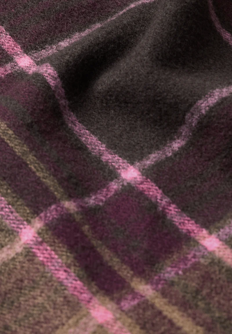 Woven Check Mini Triangle, rustic rouge